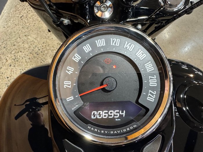 2022 Harley-davidson FLHCS HERITAGE CLASSIC 114 Black