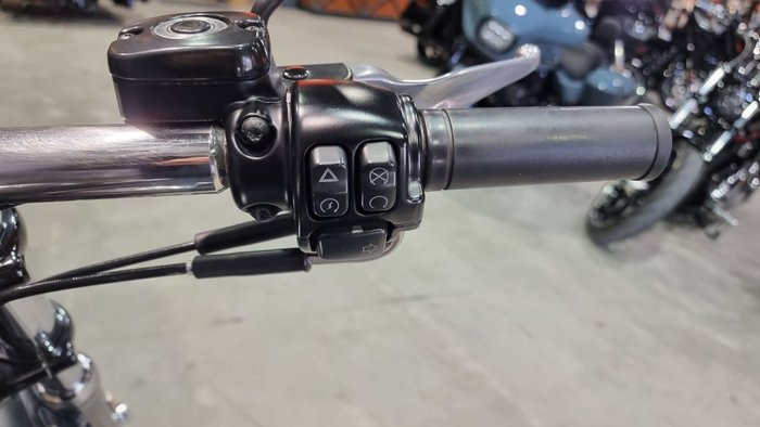 2016 Harley-davidson FXDB STREET BOB Black