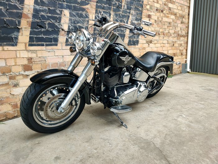 2013 HARLEY-DAVIDSON FAT BOY 103 (FLSTF) ROAD BLACK