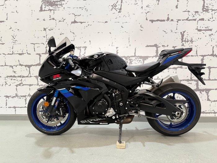 2017 Suzuki GSX-R1000R GSX-R Black