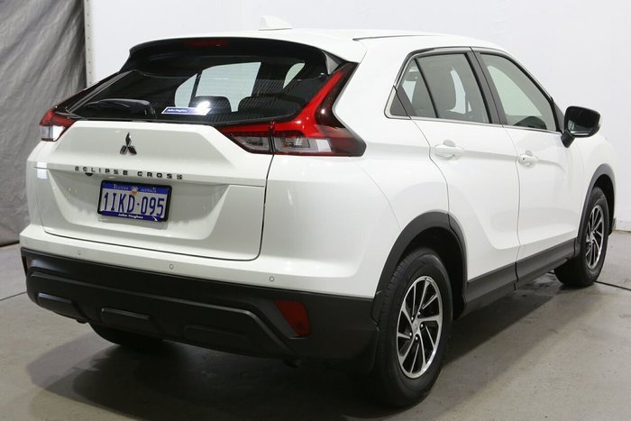 2024 Mitsubishi Eclipse Cross ES