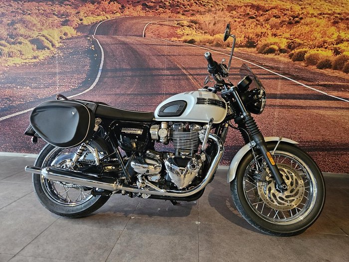 2019 Triumph Bonneville T120 Diamond Bonneville White