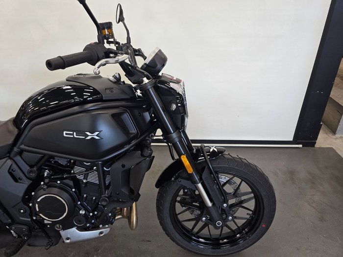 2024 CFMOTO CL-X HERITAGE NEBULA BLACK