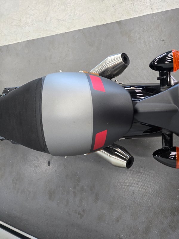 2020 Triumph THRUXTON GREY