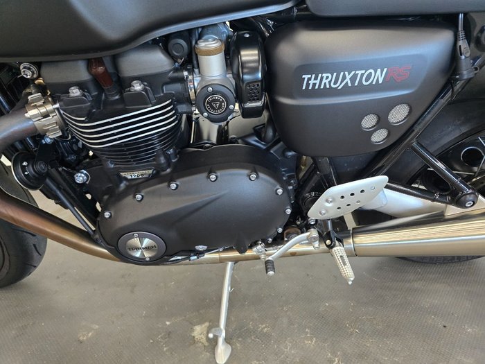 2020 Triumph THRUXTON GREY
