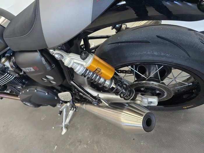 2020 Triumph THRUXTON GREY