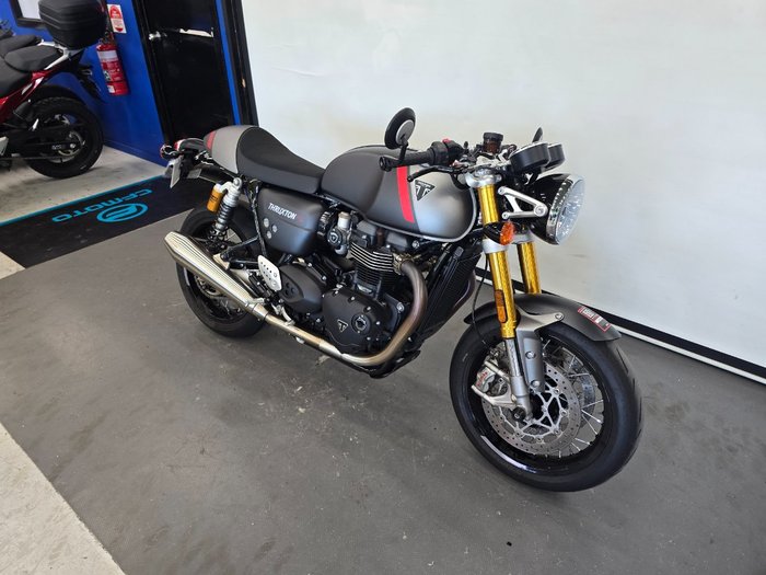 2020 Triumph THRUXTON GREY