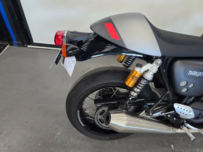 2020 Triumph THRUXTON GREY