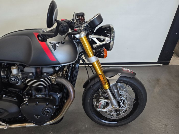2020 Triumph THRUXTON GREY