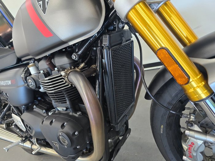 2020 Triumph THRUXTON GREY