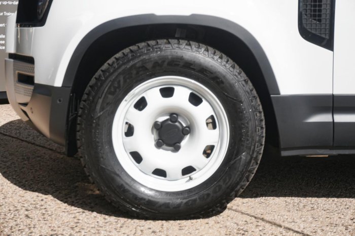 2024 Land Rover Defender 110 D250 Hard Top S