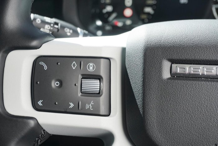 2024 Land Rover Defender 110 D250 Hard Top S