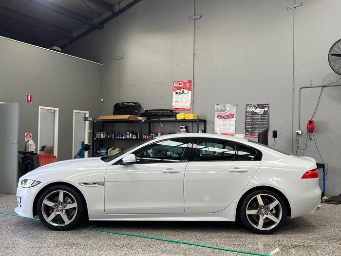 2017 Jaguar XE 20d R-Sport X760 MY17 Glacier White