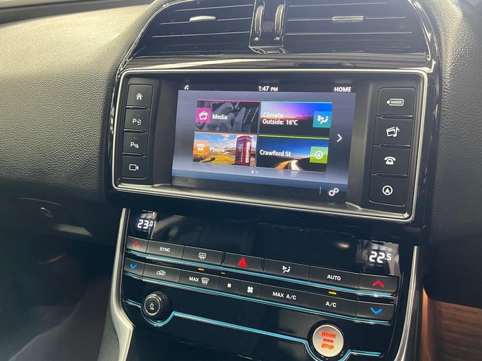 2017 Jaguar XE 20d R-Sport X760 MY17 Glacier White