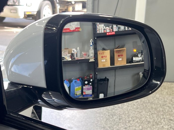 2017 Jaguar XE 20d R-Sport X760 MY17 Glacier White