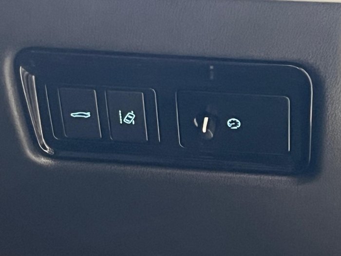 2017 Jaguar XE 20d R-Sport X760 MY17 Glacier White