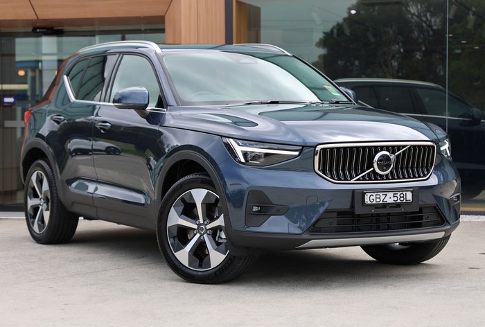 2026 Volvo XC40