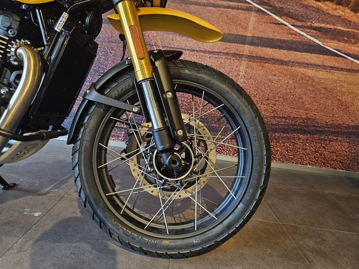 2025 Triumph Scrambler 400 XC Scrambler Yellow