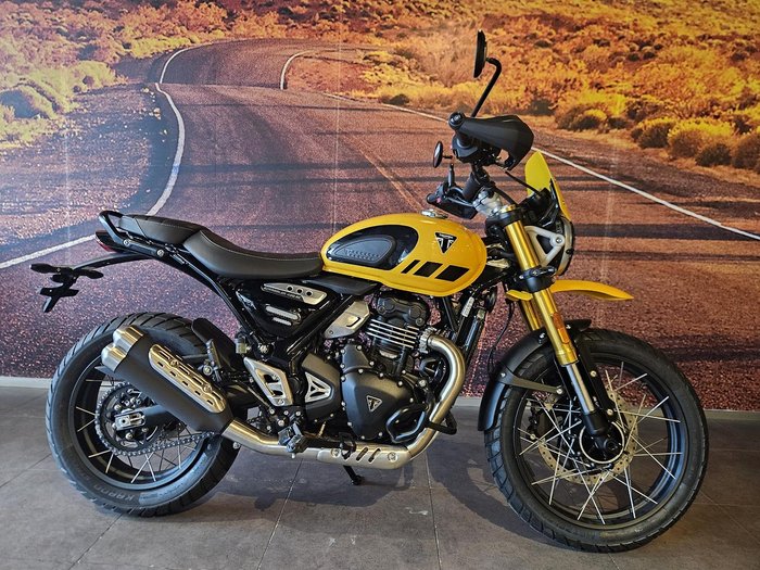 2025 Triumph Scrambler 400 XC Scrambler Yellow