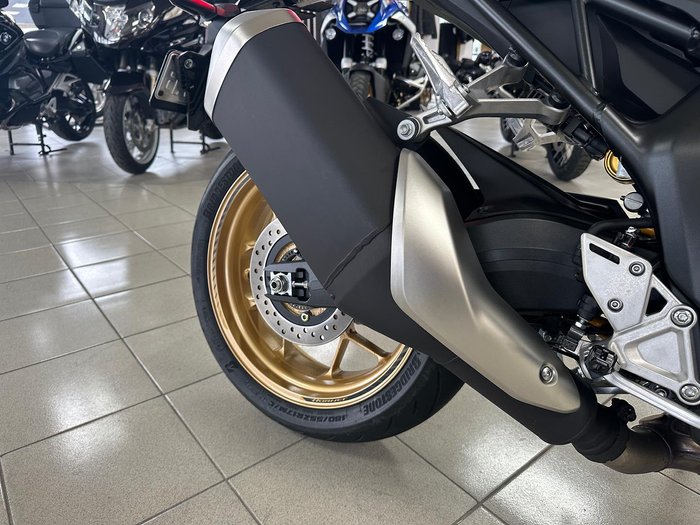 2025 Honda CB1000 Hornet SP CB Black