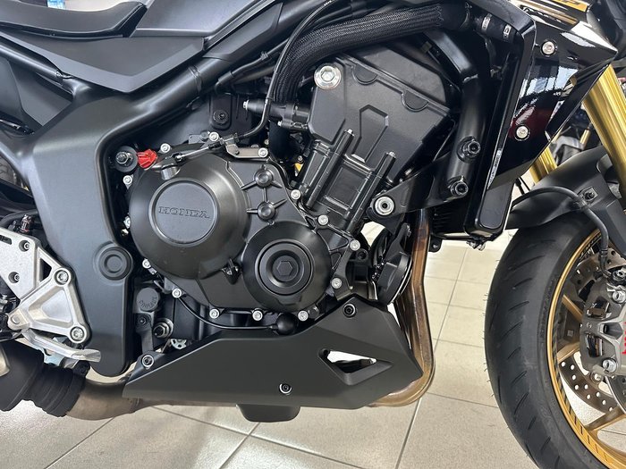 2025 Honda CB1000 Hornet SP CB Black