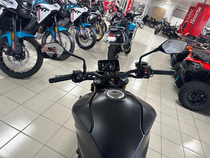 2025 Honda CB1000 Hornet SP CB Black