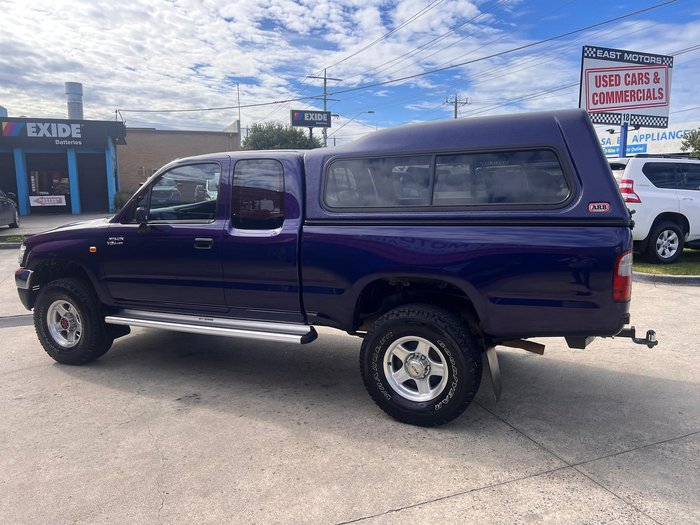 2003 Toyota Hilux VZN172R MY02 4X4 Dual Range Atlantis Blue