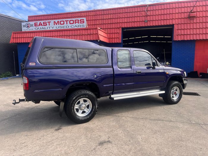 2003 Toyota Hilux VZN172R MY02 4X4 Dual Range Atlantis Blue