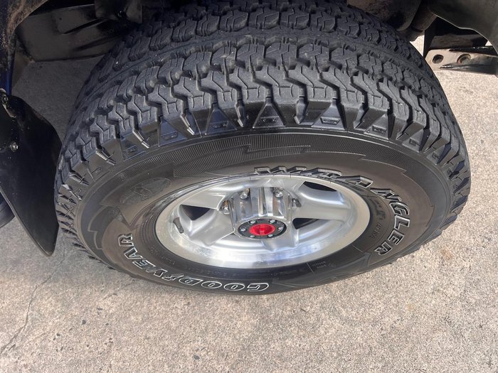 2003 Toyota Hilux VZN172R MY02 4X4 Dual Range Atlantis Blue
