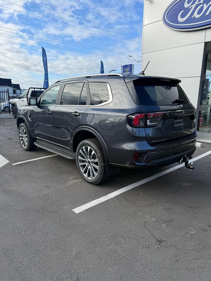 2025 Ford Everest Platinum