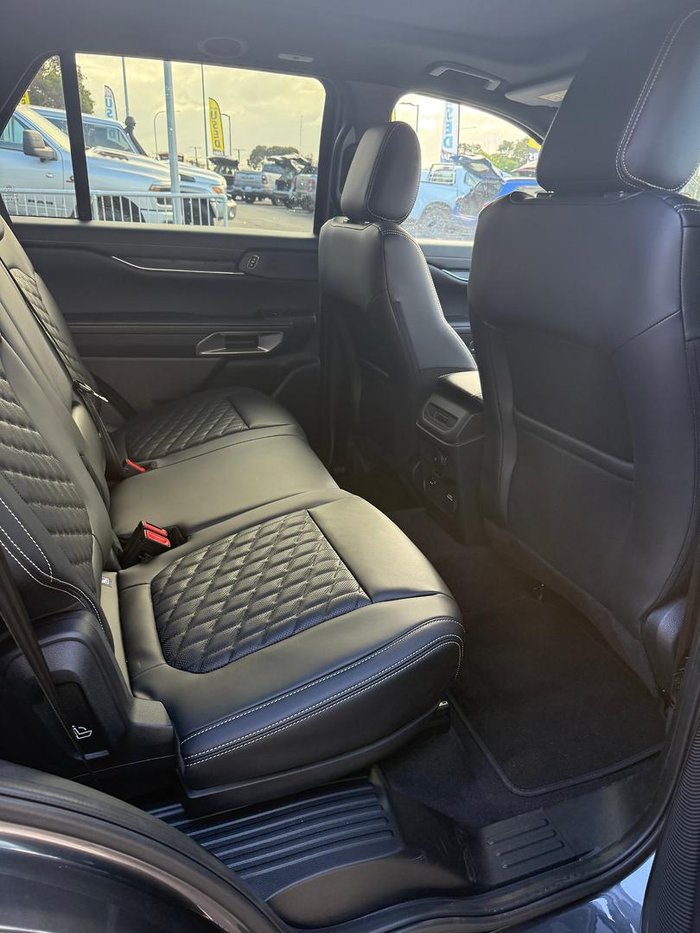 2025 Ford Everest Platinum
