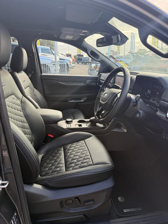 2025 Ford Everest Platinum