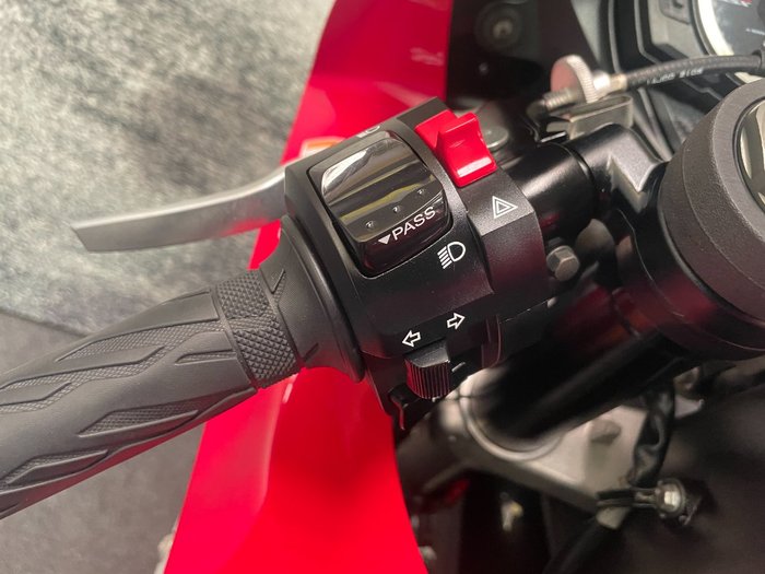 2012 Suzuki GSX-R600 White