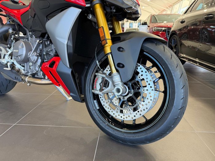 2025 Ducati Streetfighter V2 S Streetfighter Red