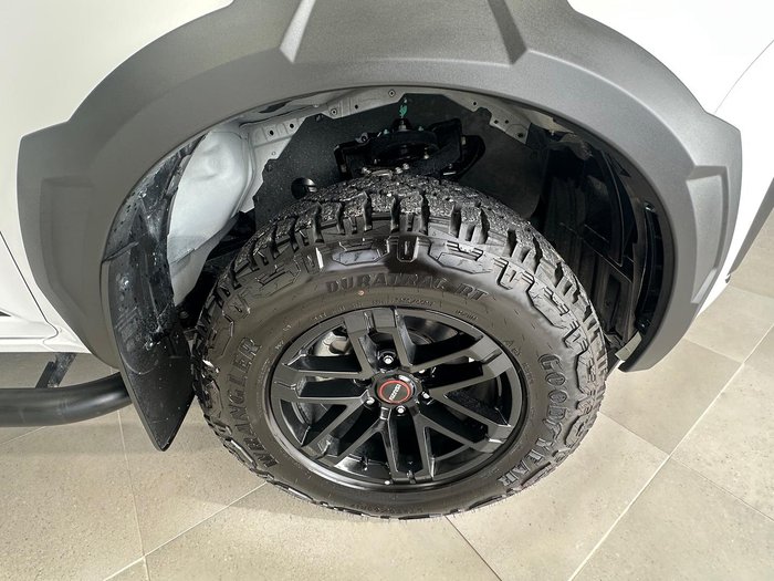 2024 Isuzu D-MAX BLADE