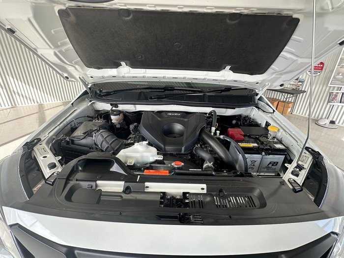 2024 Isuzu D-MAX BLADE