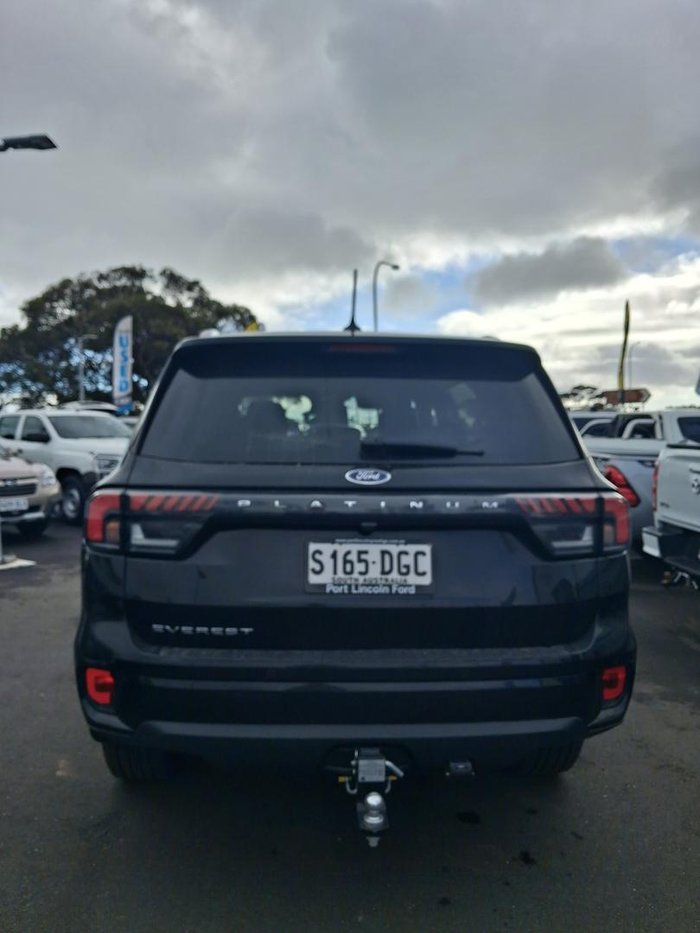 2025 Ford Everest Platinum
