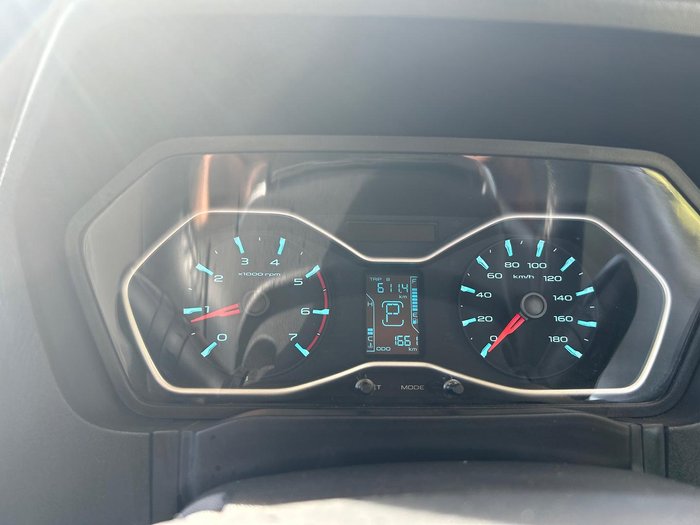 2022 Mahindra PIK-UP S11