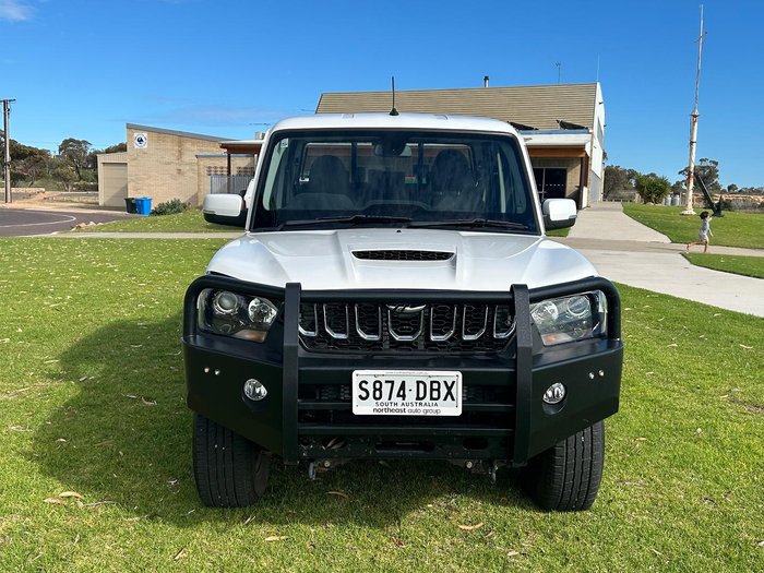 2022 Mahindra PIK-UP S11