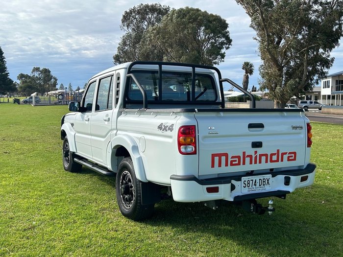 2022 Mahindra PIK-UP S11