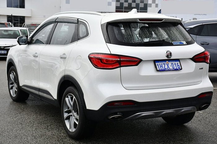 2023 MG HS