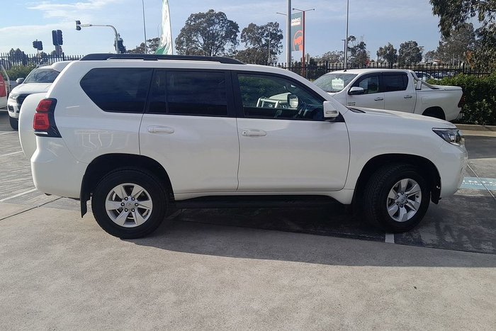 2023 Toyota Landcruiser Prado GXL