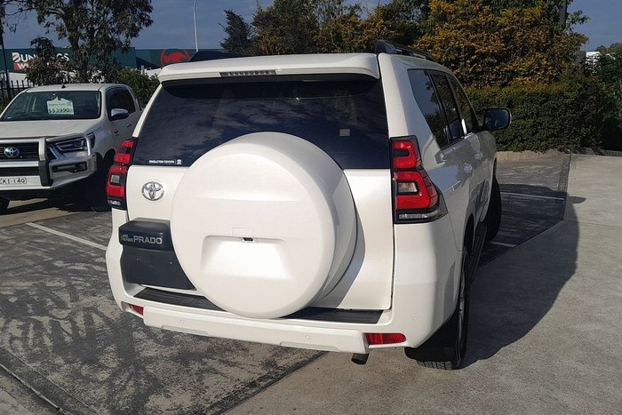 2023 Toyota Landcruiser Prado GXL