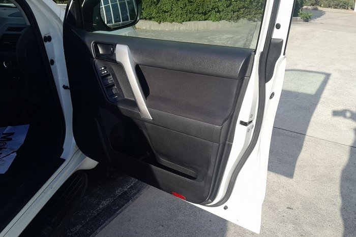 2023 Toyota Landcruiser Prado GXL