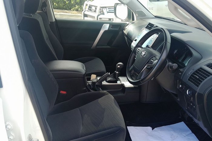 2023 Toyota Landcruiser Prado GXL