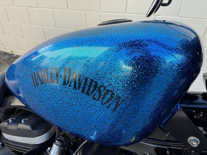 2013 Harley-Davidson Iron 883 (XL883N) Sportster Blue