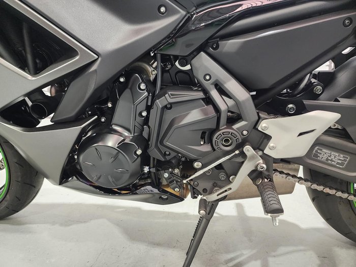 2024 Kawasaki Ninja 650 ABS Ninja Grey