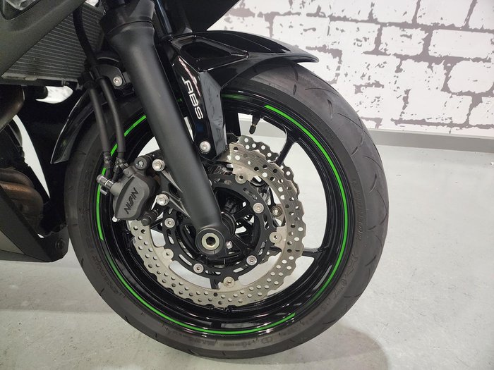 2024 Kawasaki Ninja 650 ABS Ninja Grey
