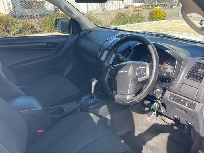 2017 Isuzu D-MAX SX High Ride MY17 4x2 Splash White