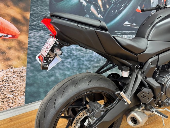 2025 Yamaha MT-07 LA (ABS) Black